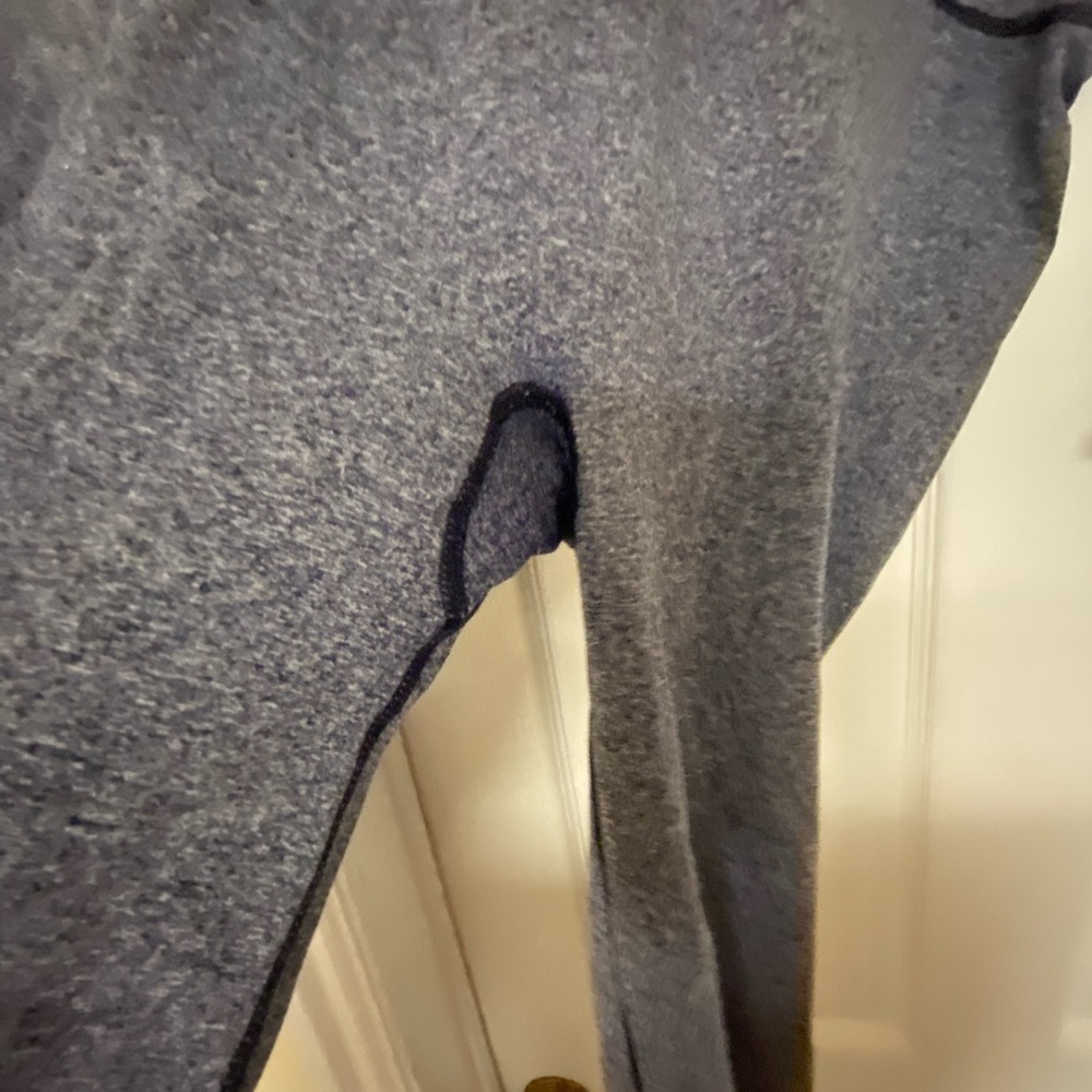 PINK Gray Leggings